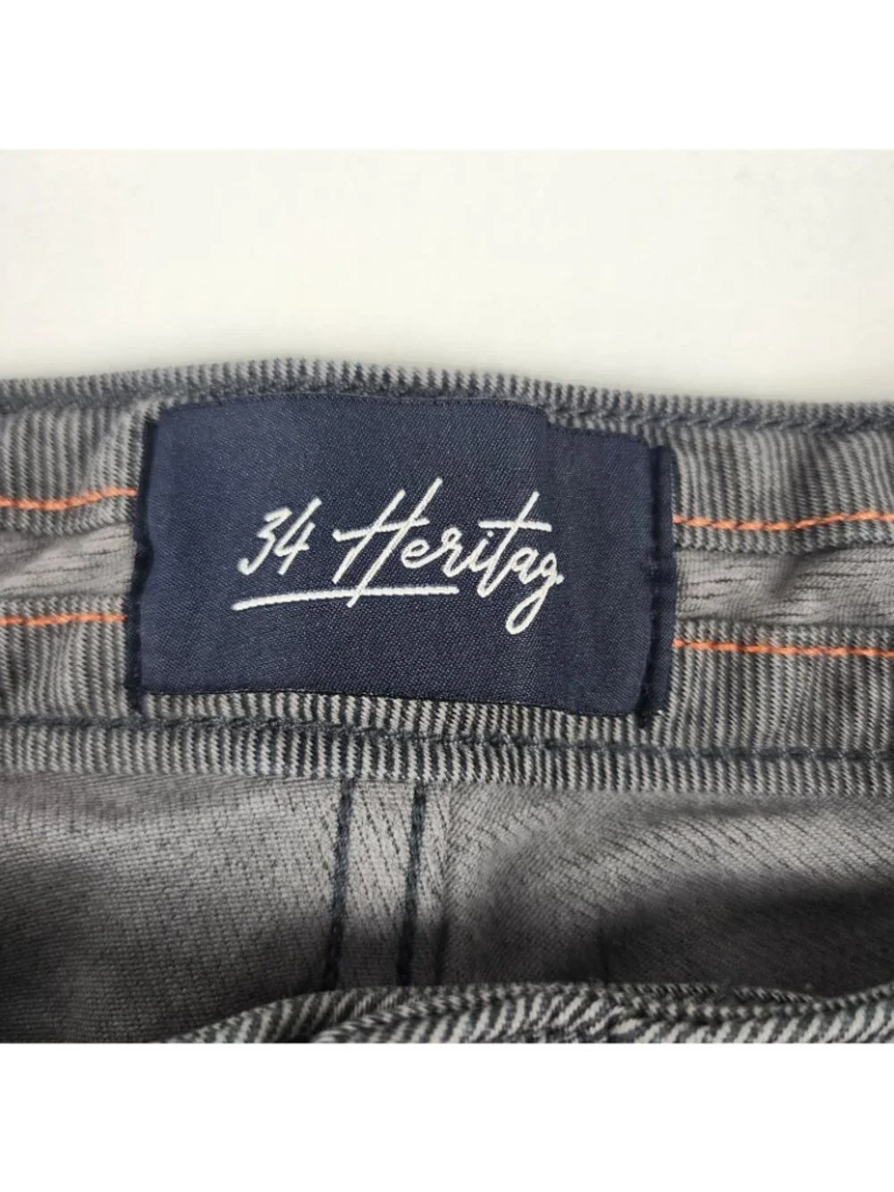 34 Heritage Jeans Men 38x31 Gray Courage Mid Rise Straight Leg Denim